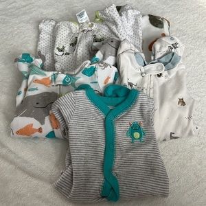 Set of 5 newborn footie pajamas